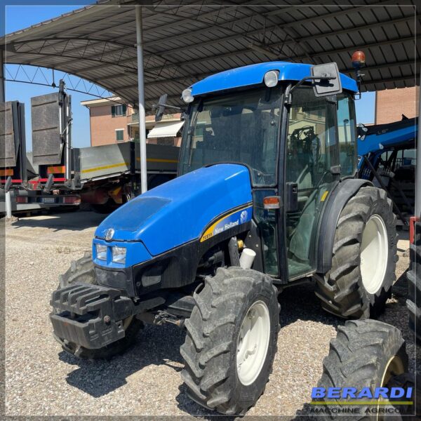 New Holland TCE 55 Cabinato